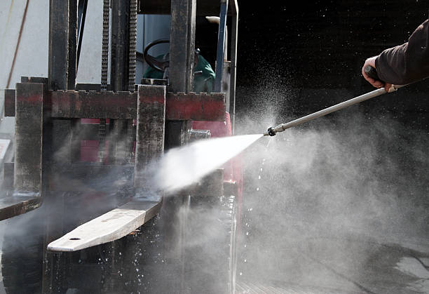 Why Choose Our Certified Pressure Washing Experts for Your Project Needs in Edmonston, MD?